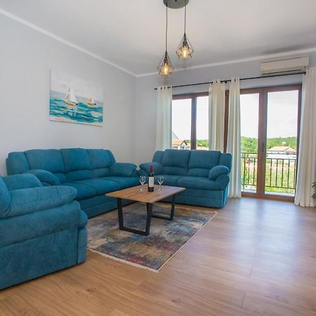 Apartment Anna โปเรช ภายนอก รูปภาพ